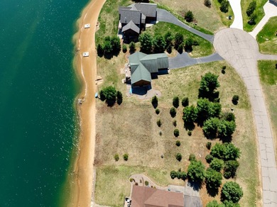 Beautiful, Prime lot on Stone Gate Lake. Located on the quiet - photo 13