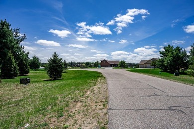 Beautiful, Prime lot on Stone Gate Lake. Located on the quiet - photo 16