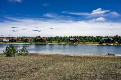Beautiful, Prime lot on Stone Gate Lake. Located on the quiet - photo 19