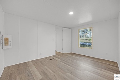 Escape to the peace and tranquility of this charming 3-bedroom - photo 19