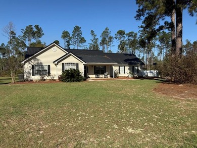 Holiday Beach Lake Home For Sale in Douglas Georgia