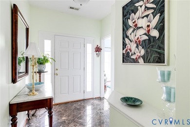 Enjoy the ease of ONE LEVEL LIVING in this beautiful townhome in - photo 4