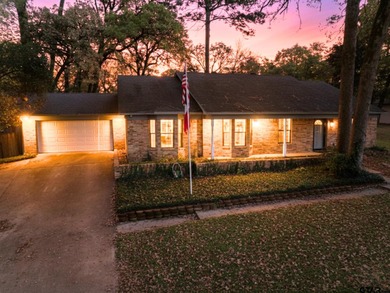 Lake Palestine Home For Sale in Flint Texas
