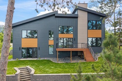 There are a handful of properties on Gull Lake where the setting - photo 13