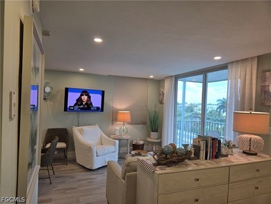 Coastal Paradise Condo - Completely Renovated Beach & Bay - photo 15