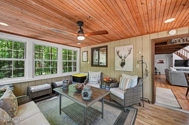 Beautifully updated saltbox-style home in The Hideout, a - photo 22