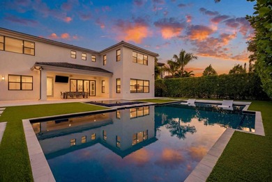 The last home built in The Oaks in 2019, this contemporary - photo 4