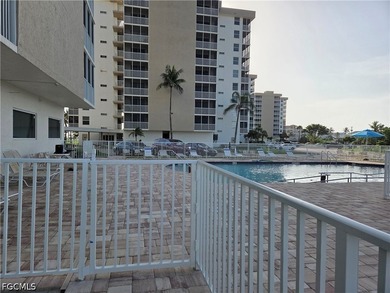 Coastal Paradise Condo - Completely Renovated Beach & Bay - photo 30