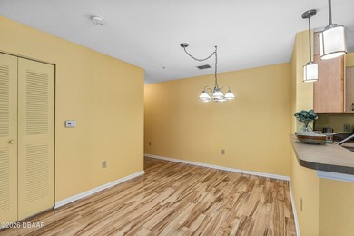 VERY MOTIVATED SELLER!!!!Ground floor 3BR unit in the heart of - photo 8