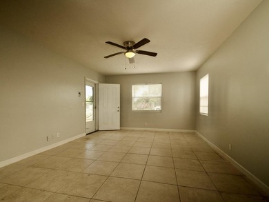 Charming opportunity steps from Singer Island! This property - photo 4