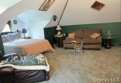 NEWLY RENOVATED --- 3-story / Traditional / 3,180 Sq Ft Colonial - photo 9