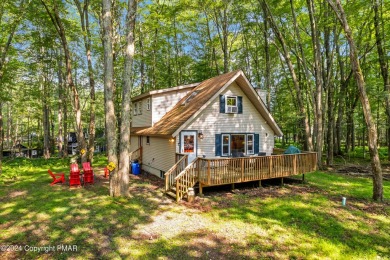 North Arrowhead Lakes Home For Sale in Pocono Lake Pennsylvania