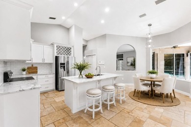 Virtually Staged. Beautifully renovated, impeccably maintained - photo 3