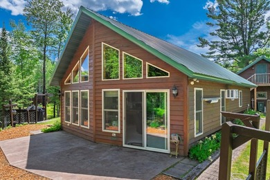 Year round home on 1900 acres of water!! This well maintained - photo 1