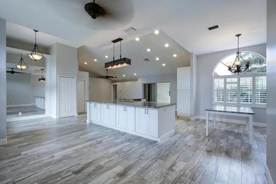 Beautiful property located in a peaceful and highly desirable - photo 3