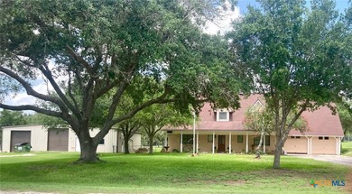 Coleto Creek Reservoir Home Active Under Contract in Victoria Texas