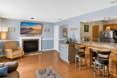Terrific and spacious end-unit 3-bedroom, 2.5-bath furnished - photo 10