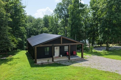 Almost-new barndominium in the highly desirable Indian Valley - photo 1