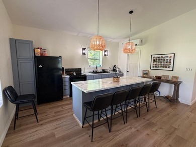 Almost-new barndominium in the highly desirable Indian Valley - photo 5