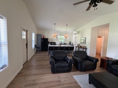 Almost-new barndominium in the highly desirable Indian Valley - photo 10