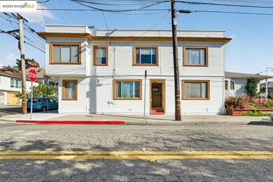 Six unit building with five 1 bedroom units and 1 studio unit - photo 1