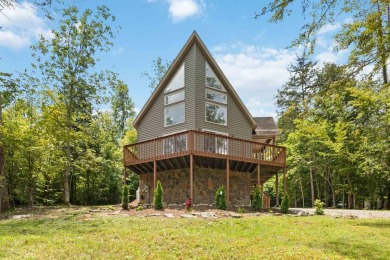 Lake Home For Sale in Burnside, Kentucky