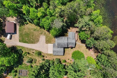 Beautifully crafted waterfront home on the Eagle River Chain - photo 3
