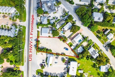 PRIME LOCATION IN DOWNTOWN ISLAMORADA! The oversized lot is - photo 3