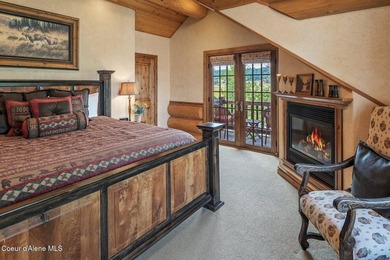 LUXURIOUS LOG HOME AT PRESTIGIOUS BLACK ROCK. Tucked on a serene - photo 33