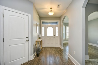 Beautifully appointed Mediterranean-style home in the - photo 4