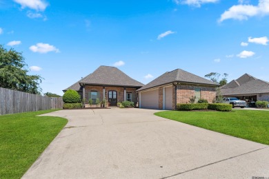 Lake Home For Sale in Prairieville, Louisiana