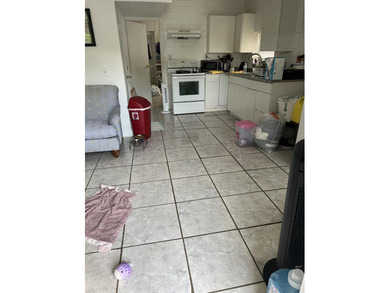 Welcome to this fantastic investment opportunity under normal - photo 9