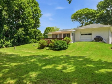 This one-owner home offers 2 bedrooms, 1 bathroom, and endless - photo 5