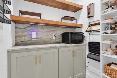 This home will take your breath away! From the high-end finishes - photo 14