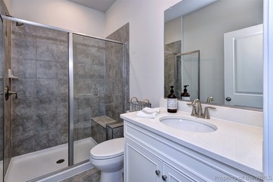 **Wonderful opportunity to own a fully upgraded end-unit - photo 22