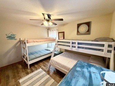 A rare opportunity to own a well-maintained, fully furnished - photo 22