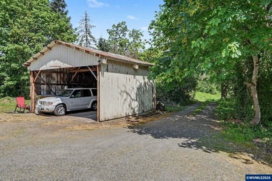 Perched above the Willamette River in Canby, this rare 7.46-acre - photo 28