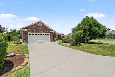 Welcome to this charming 3 bedroom, 2 bathroom ranch style home - photo 5