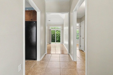Welcome to this charming 3 bedroom, 2 bathroom ranch style home - photo 7