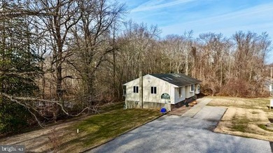 Price Reduction! Located on the lake. Here is your opportunity - photo 8