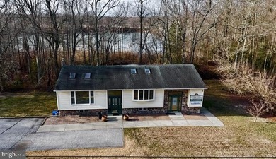 Price Reduction! Located on the lake. Here is your opportunity - photo 10