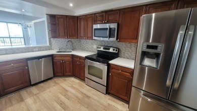 Lake Condo For Sale in West Palm Beach, Florida