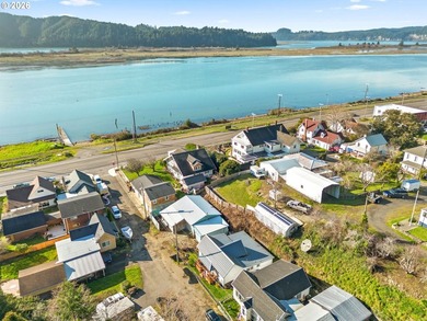 Versatile one-level property in Gardiner offering a rare - photo 11