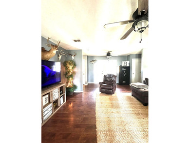 Enjoy lakefront living in Baymeadows with this 4-bedroom home - photo 10