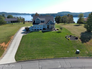 Watts Bar Lake Home For Sale in Harriman Tennessee