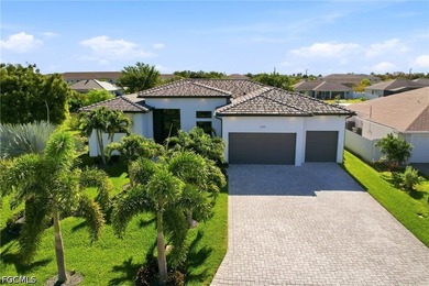 Welcome to Southwest Cape Coral luxury living. No flood - photo 4