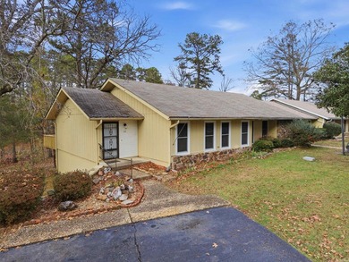 Lake Desoto Condo Active Under Contract in Hot Springs Village Arkansas