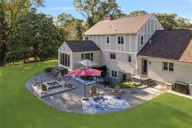 Exceptional value for this legal 2-unit compound on 7.84 private - photo 3