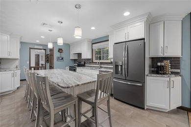 Exceptional value for this legal 2-unit compound on 7.84 private - photo 7