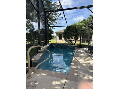 Beautiful corner lot! Lots of upgrades! Extra large screened - photo 18